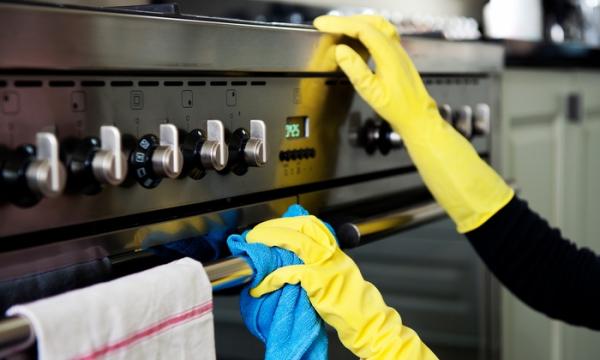 #TopTipTuesday for Cleaning your Oven